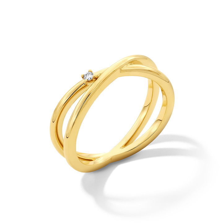 Single Diamond Criss Cross Ring