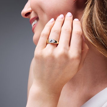 Solitaire High Polished Wide Band Engagement Setting In Yellow Gold 14K
