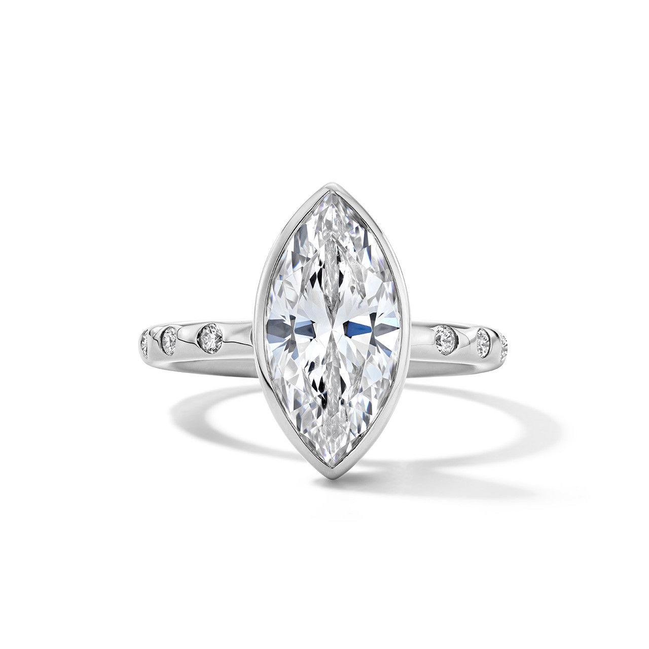 Bezel Scattered Diamond Engagement Setting