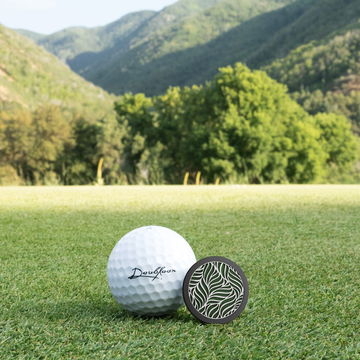 The Serengeti Golf Marker