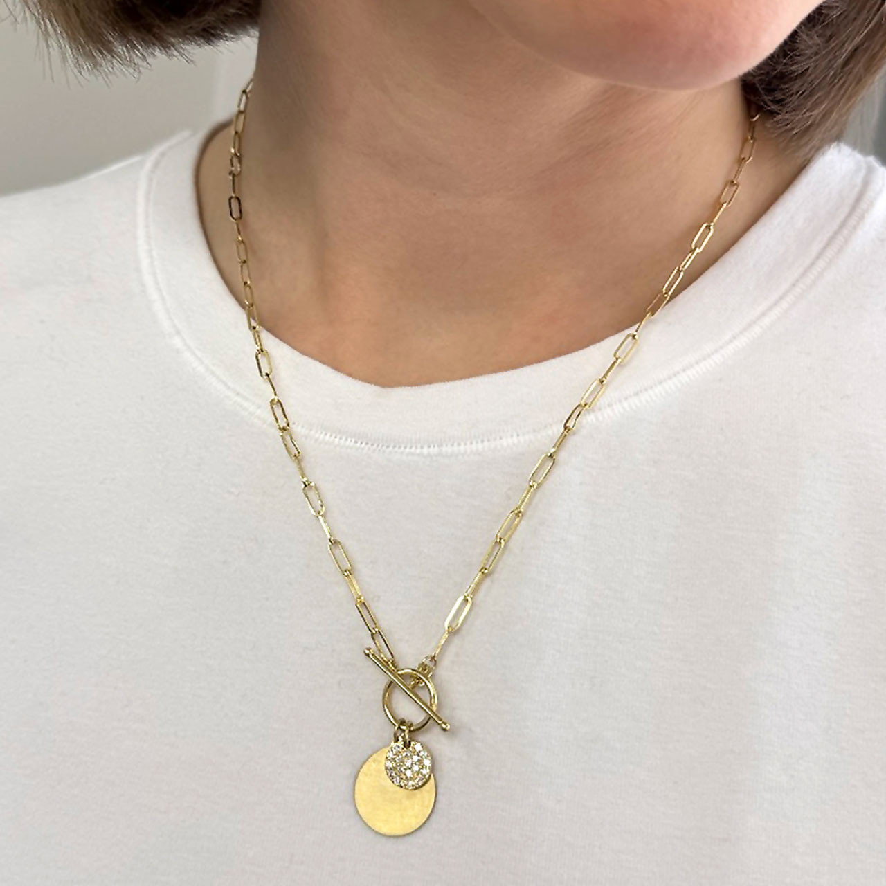Circle Toggle Paperclip Chain Necklace 1