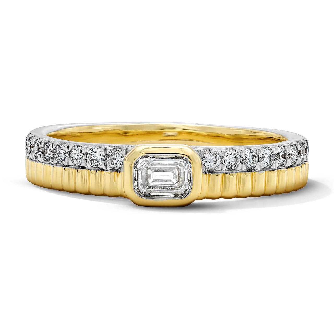 Emerald Bezel Diamond Fluted Band 0