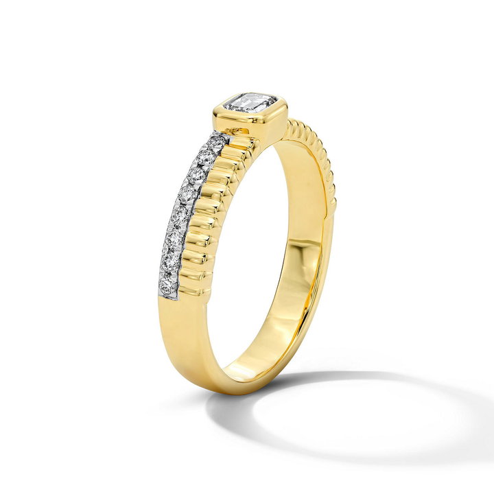 Emerald Bezel Diamond Fluted Band In White And Yellow Gold 18K