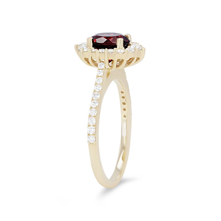 Garnet and Graduated Diamond Halo Ring In Yellow Gold 14K