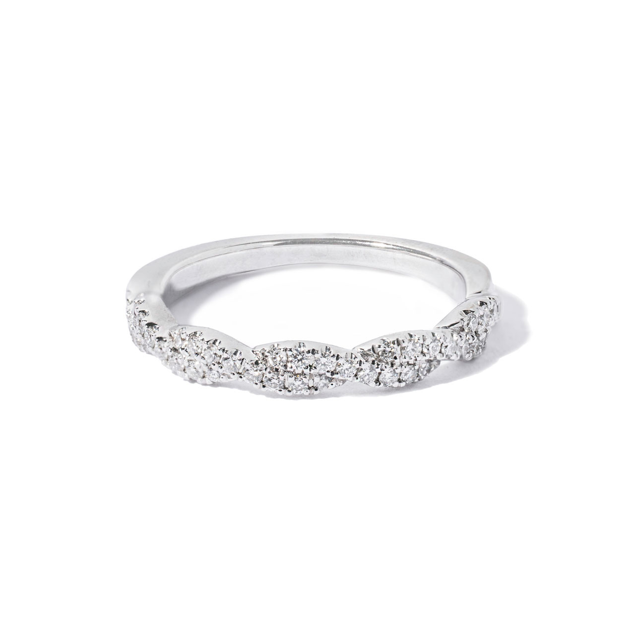 Twisted Diamond Wedding Band (0.25tw)
