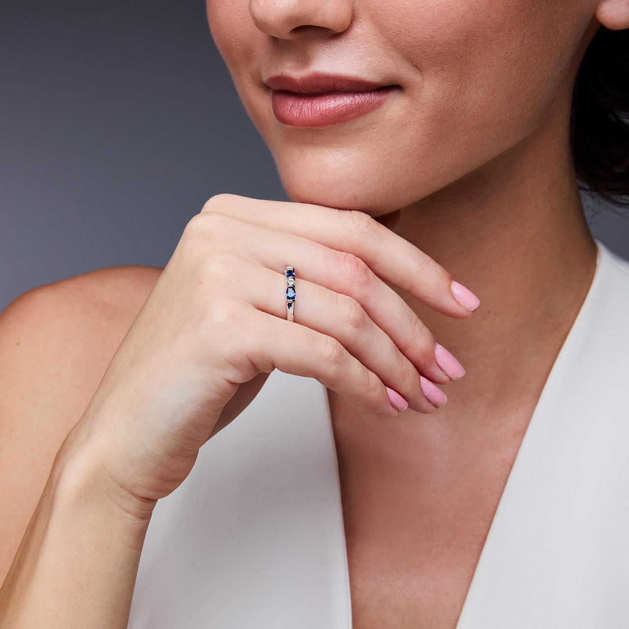 Oval Blue Sapphire Round Diamond Ring 2