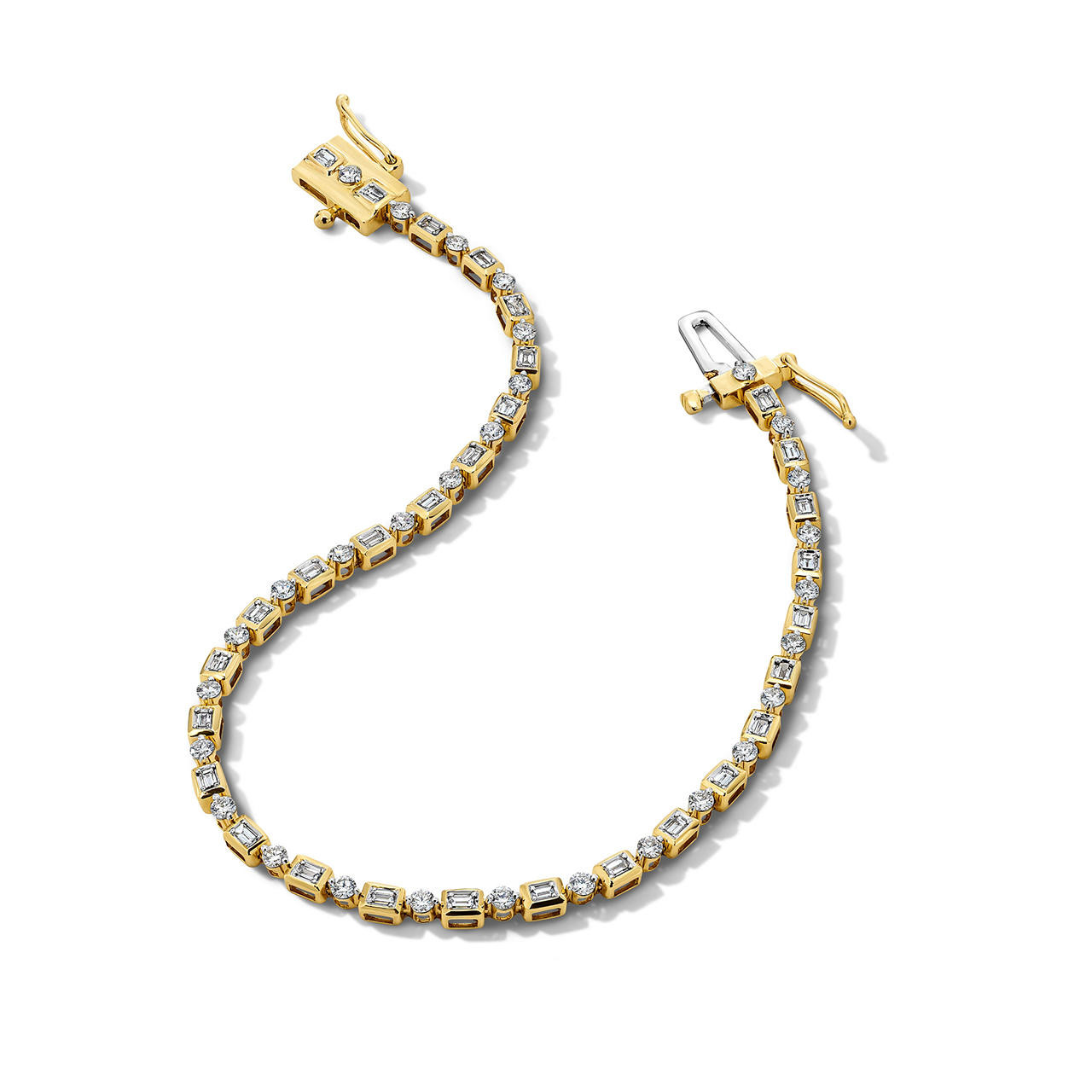 Alternating Bezel Baguette & Round Diamond Tennis Bracelet