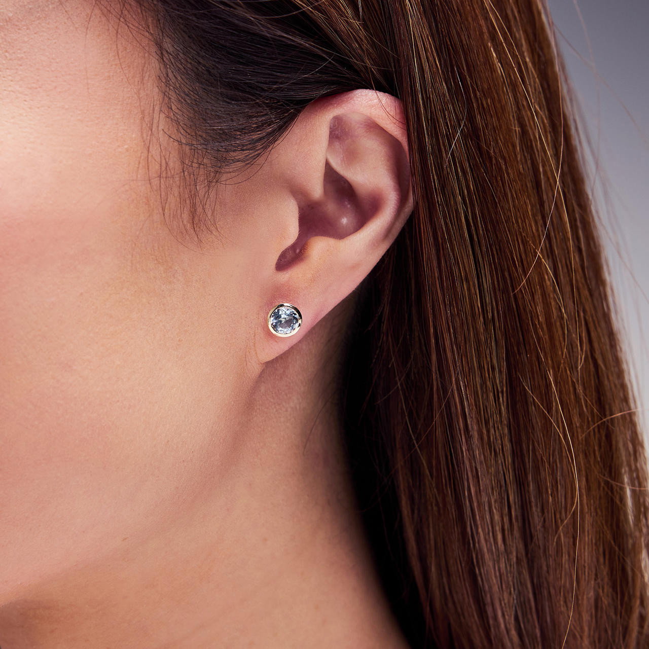 Aquamarine Round Bezel Stud Earrings 1