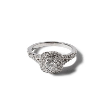 Round Double Halo Diamond Engagement Ring In White Gold 14K