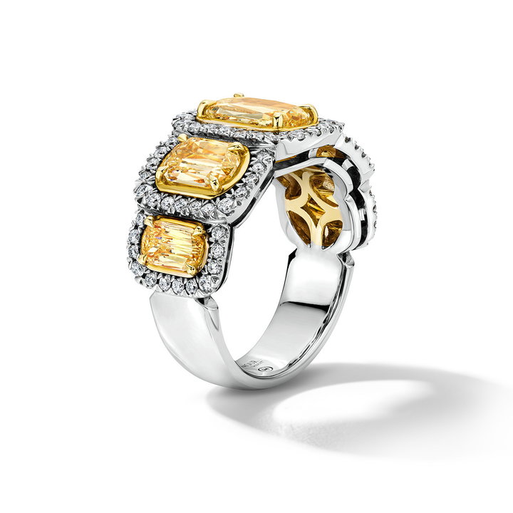 Fancy Light Yellow Halo Diamond Ring (3.34tw) In Solid 18K White / Yellow Gold