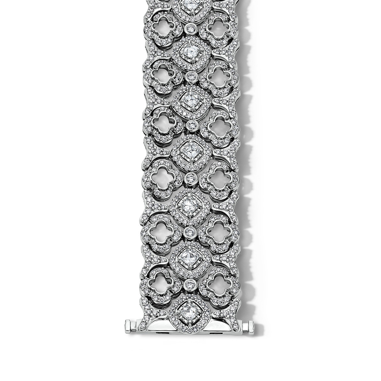 Motif Open Diamond Design Bracelet (2.70tw) 1