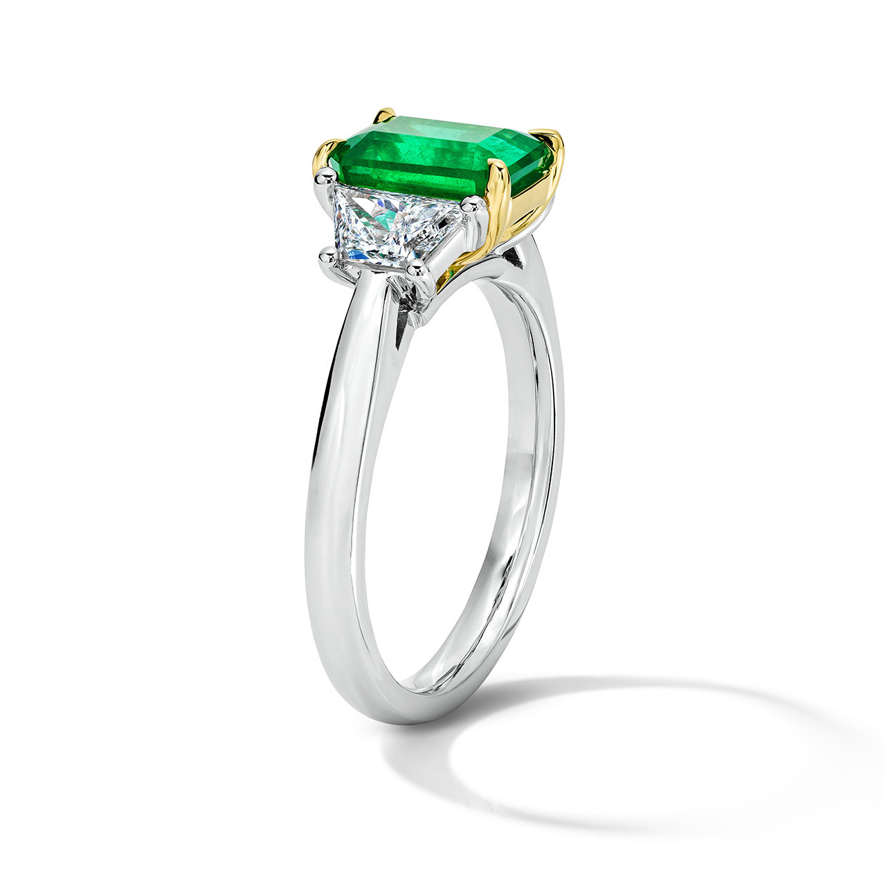 Green Emerald Three Stone Engagement Ring (1.62tw) 1
