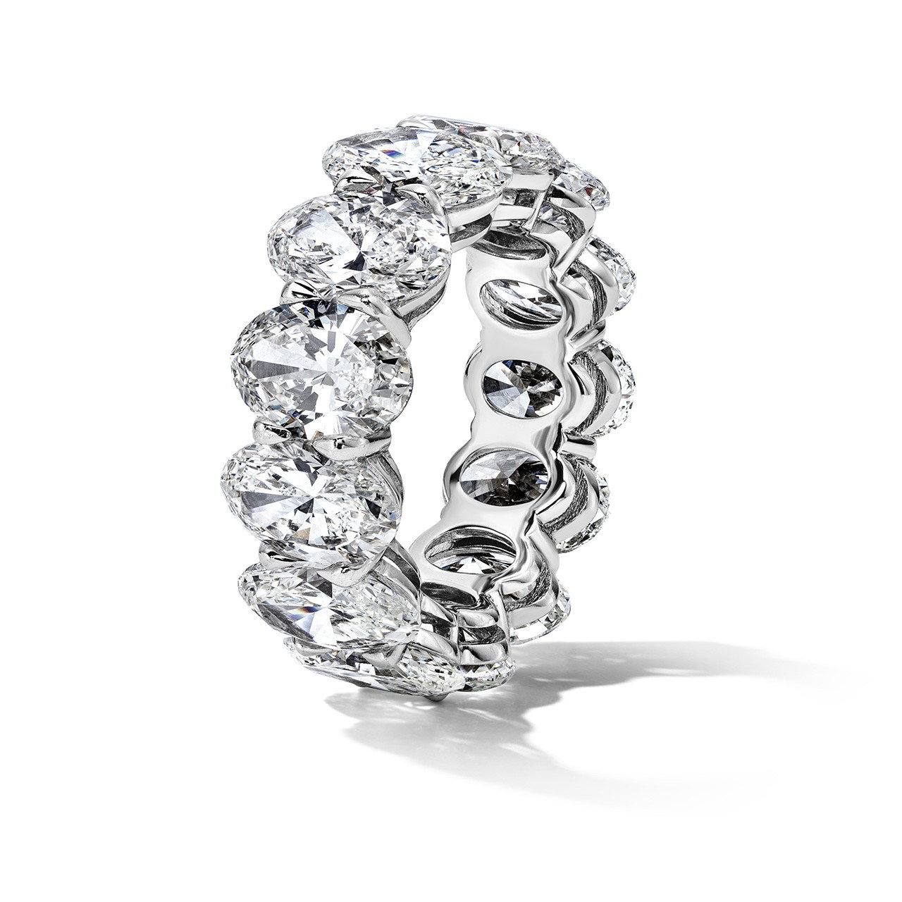 Oval Diamond Eternity Band (13.13tw)