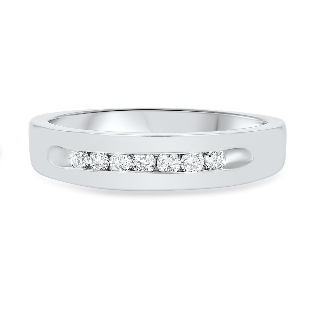 Channel Round Diamond Wedding Band (0.25tw) 0