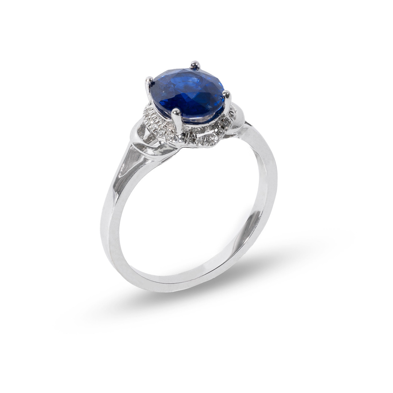 Vintage-Inspired Blue Sapphire Diamond Accented Ring