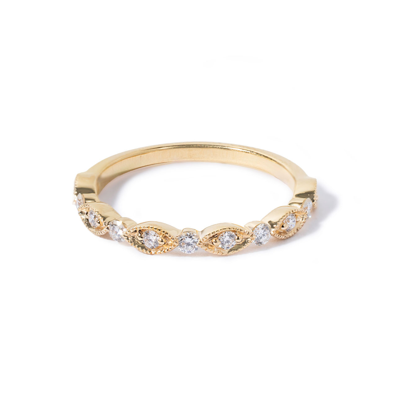 Yellow Gold Alternating Diamond Wedding Band (0.16tw)