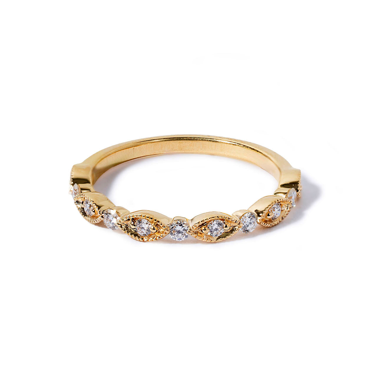 Yellow Gold Alternating Diamond Wedding Band (0.16tw)