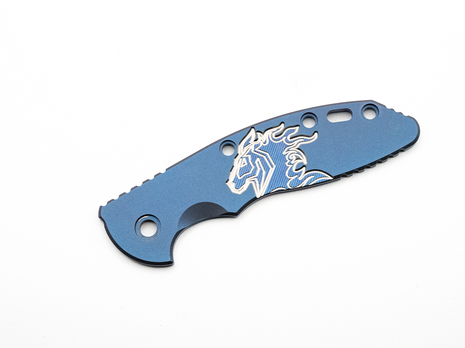 ExpProductCell_3.5" XM18 Titanium Scale-Milled Horse Head Logo-Smooth-Bead Blast Blue-Silver/Blue