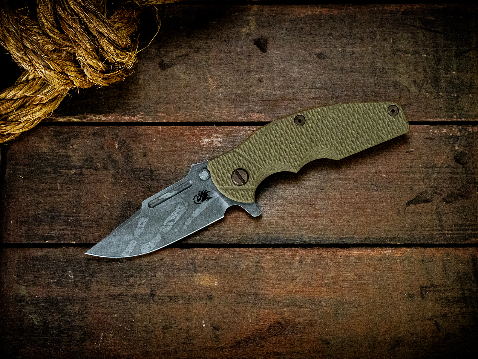 ExpProductCell_Jurassic-Frontier Clip Point-Magnacut-1387-OD Green G10