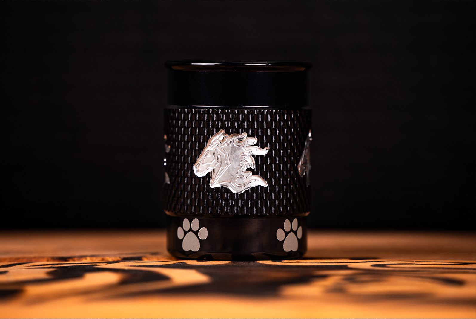Rick's Special - Rick Hinderer Knives Shot Glass Textured - Aluminum Black with Dog Paws Rick's Special - Rick Hinderer Knives Shot Glass Textured - Aluminum Black with Dog Paws