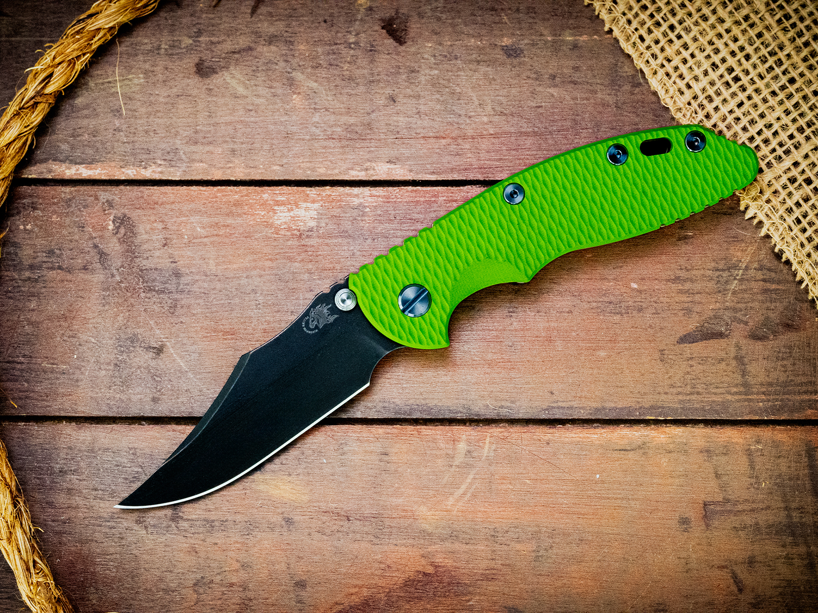 ExpProductCell_XM-18 3.5"-Non Flipper-Bowie-Battle Black Blade-Bead Blast Green-Lime Green G10-Blue Ti Hardware