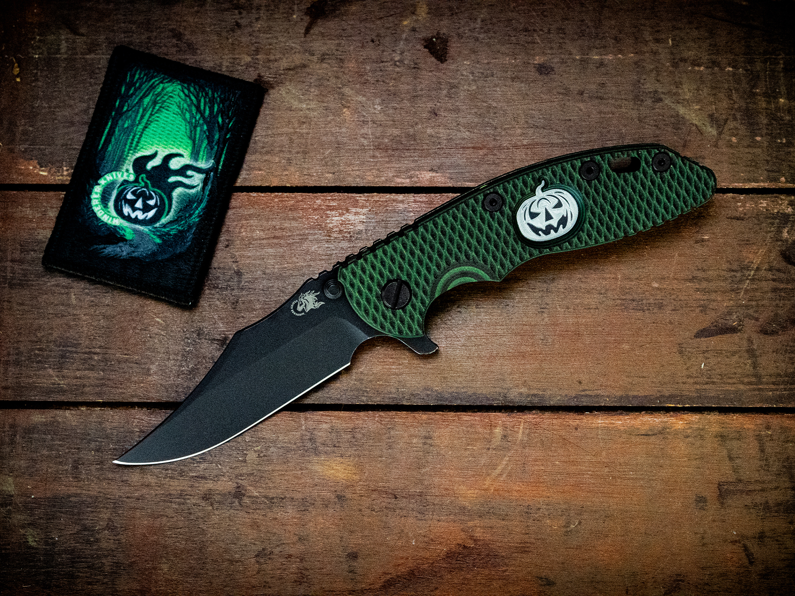 ExpProductCell_XM-18 3.5" Bowie-Magnacut-Headless Horseman Battle Black-Dark Green/Black G10 - WITH  PATCH
