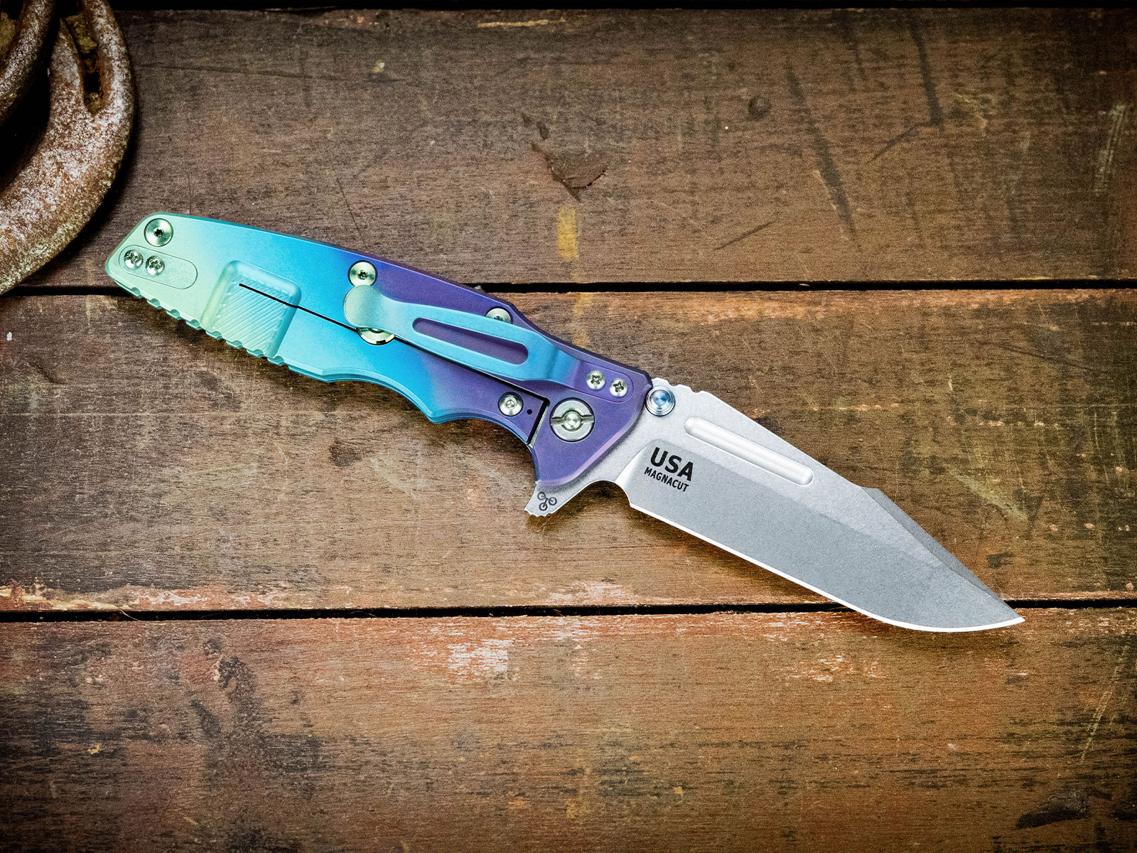 ExpProductCell_Eklipse 3.5" Skinny Fullered Harpoon Spanto-Magnacut-Special Fade Finish-Translucent Green G10-Ti hardware