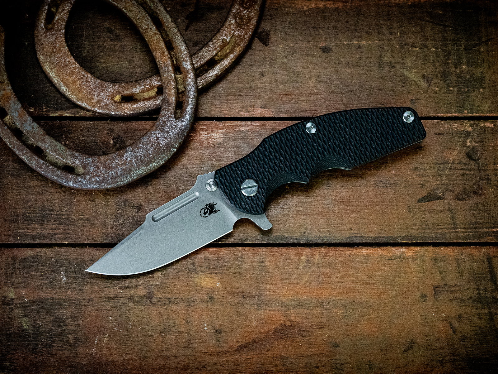 Jurassic-Frontier Clip Point-Magnacut-Battle Bronze-G10