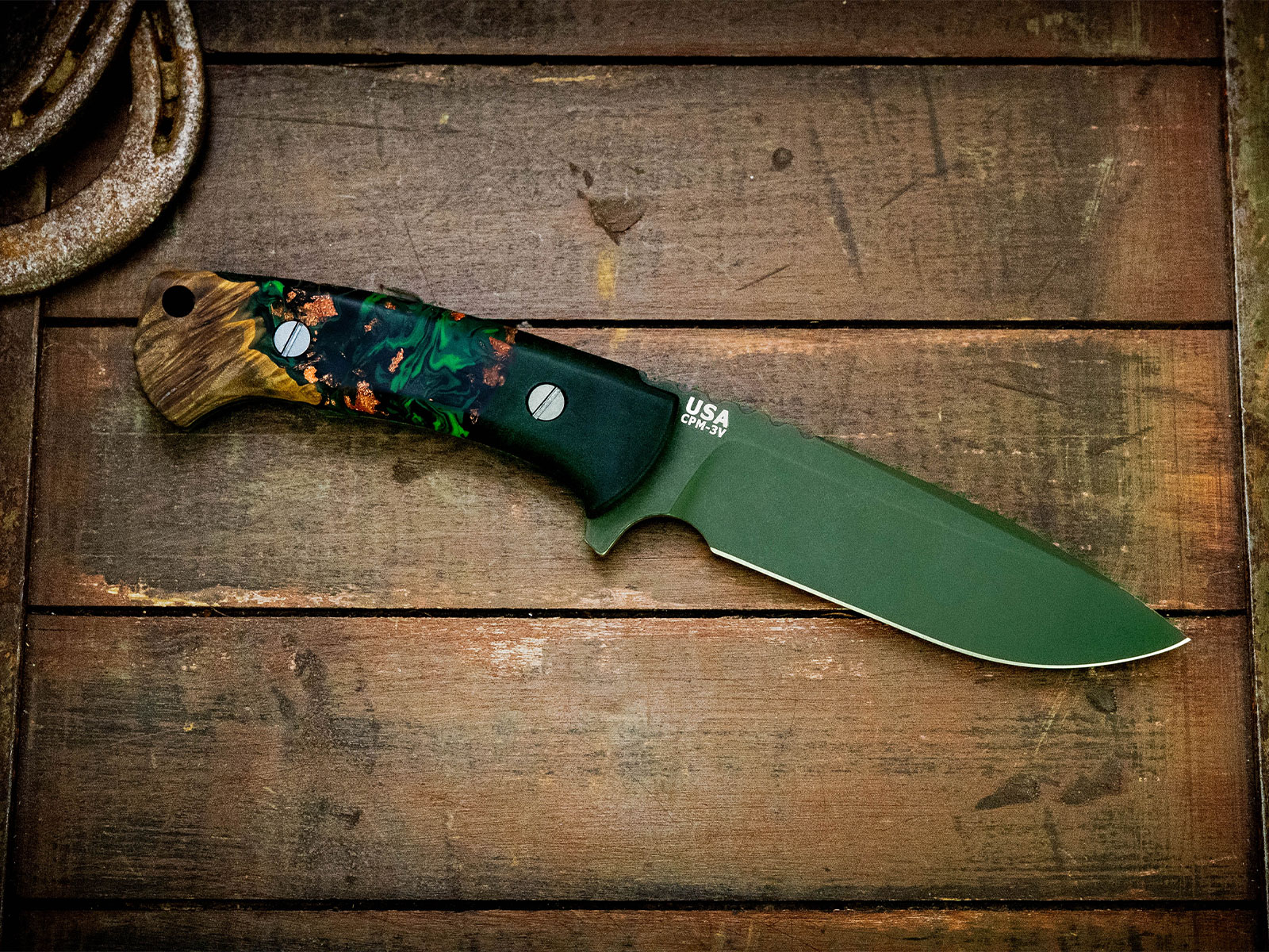ExpProductCell_The Ranch-Spearpoint-Cerakote Highland Green-CPM 3V-Wood/Resin