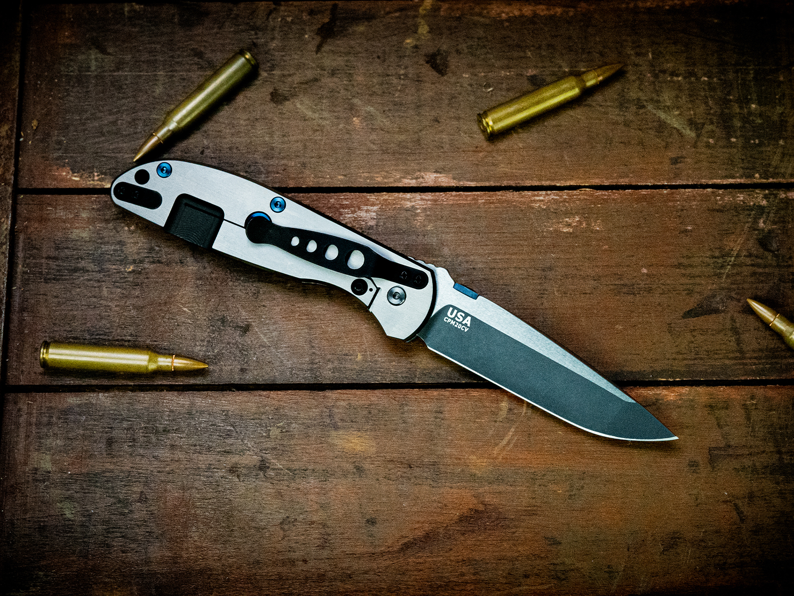 ExpProductCell_Firetac-Spanto-CPM20CV-Battle Black Two Tone-Satin Battle Black Lockside-Blue/Black G10-Blue Ti Hardware