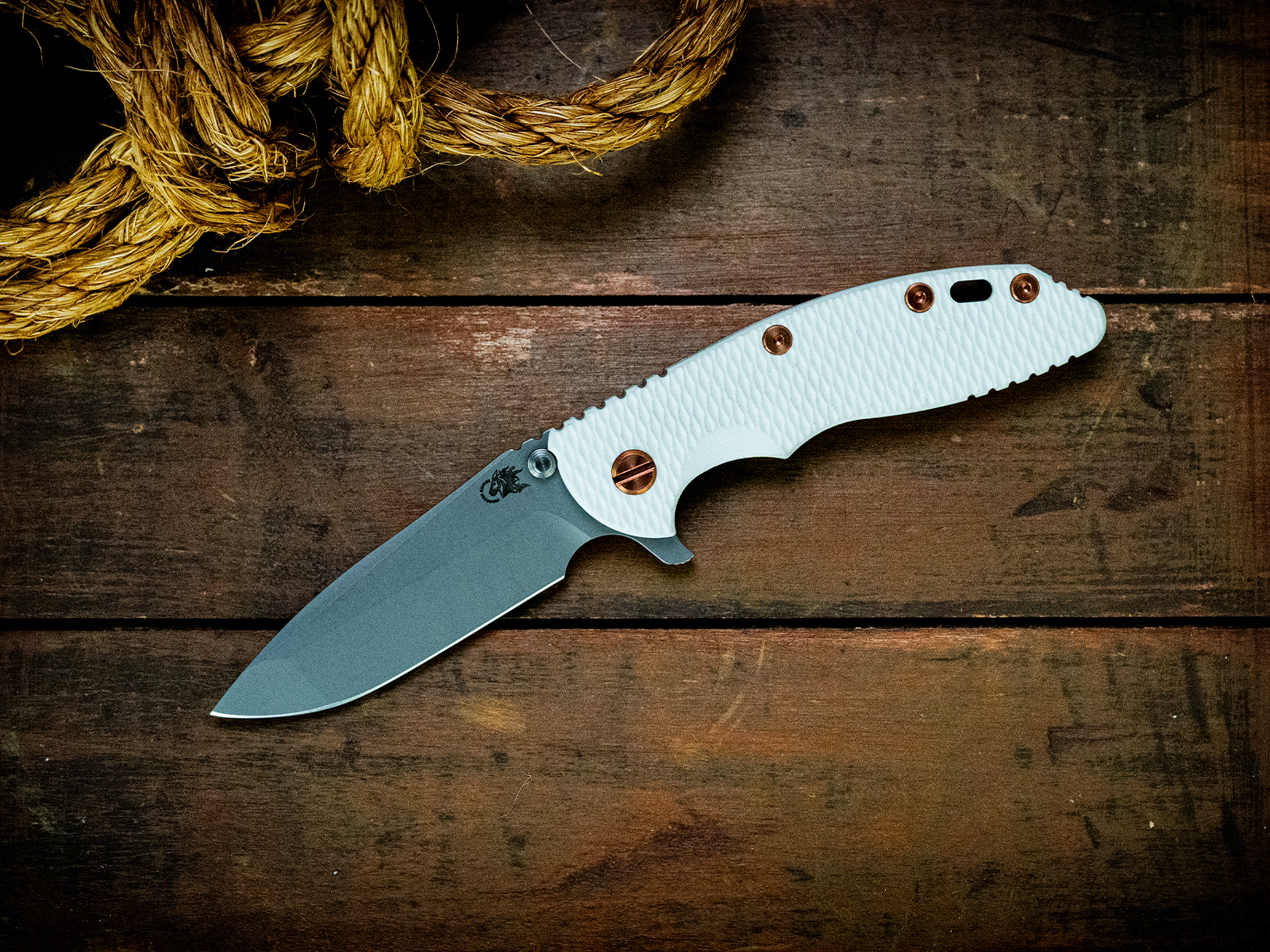 XM-18 3.5" Spanto-20CV-Working Finish-White G10-Copper Hardware XM-18 3.5" Spanto-20CV-Working Finish-White G10-Copper Hardware