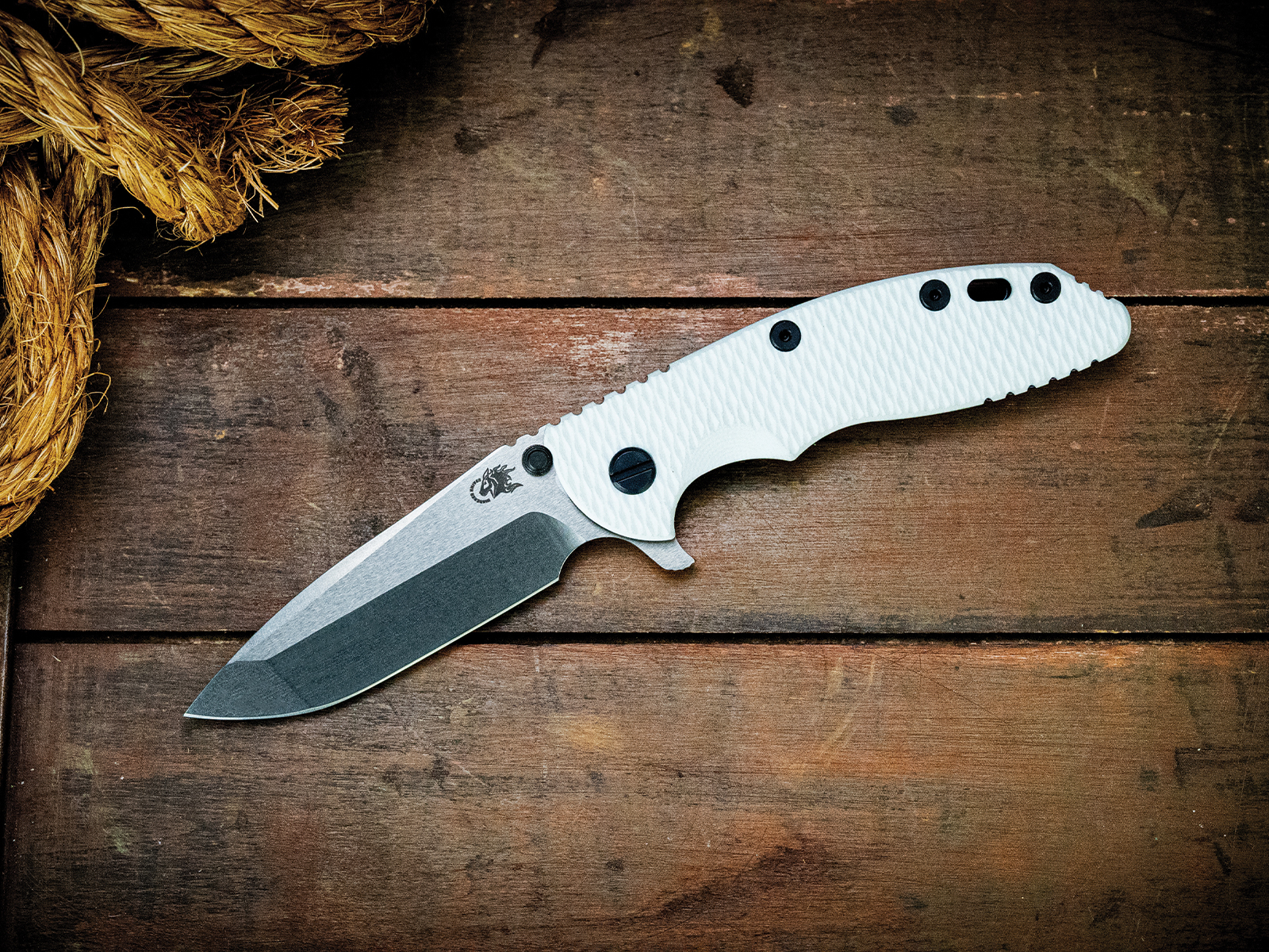XM-18 3.5"-20CV-Spanto-Two Tone Blade-Stonewash Purple-White G10-Black Nitride Hardware/Ti Standoffs XM-18 3.5"-20CV-Spanto-Two Tone Blade-Stonewash Purple-White G10-Black Nitride Hardware/Ti Standoffs