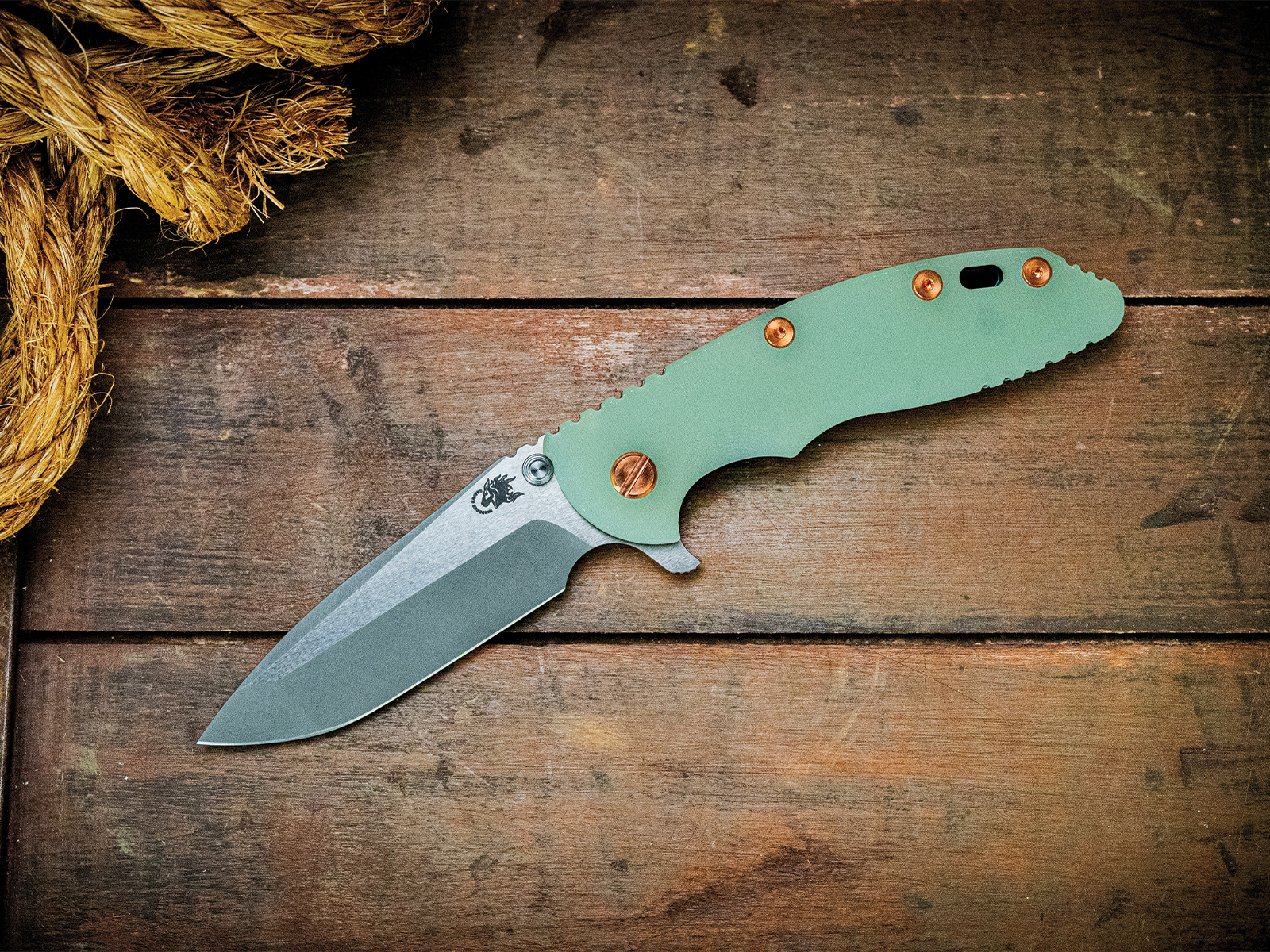 ExpProductCell_XM-18 3.5"-20CV-Spanto-Two Tone Blade-Light Battle Blue-Smooth Translucent Green G10-Copper Hardware