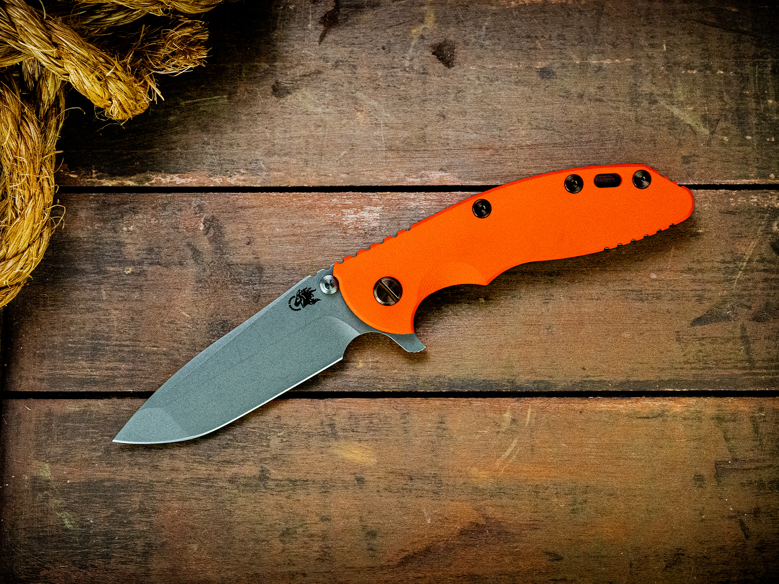 ExpProductCell_XM-18 3.5"-20CV-Spanto-Battle Green-Smooth Orange G10-Ti Hardware/Orange Aluminum Standoffs