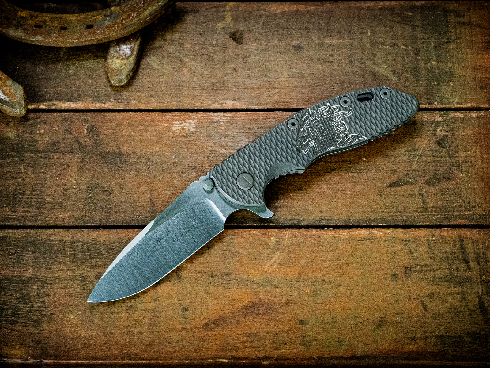 ExpProductCell_Rick Hinderer Custom - XM-18 3.5 - Spearpoint - Milled Horsehead-Textured-Working Finish-Working Finish Hardware