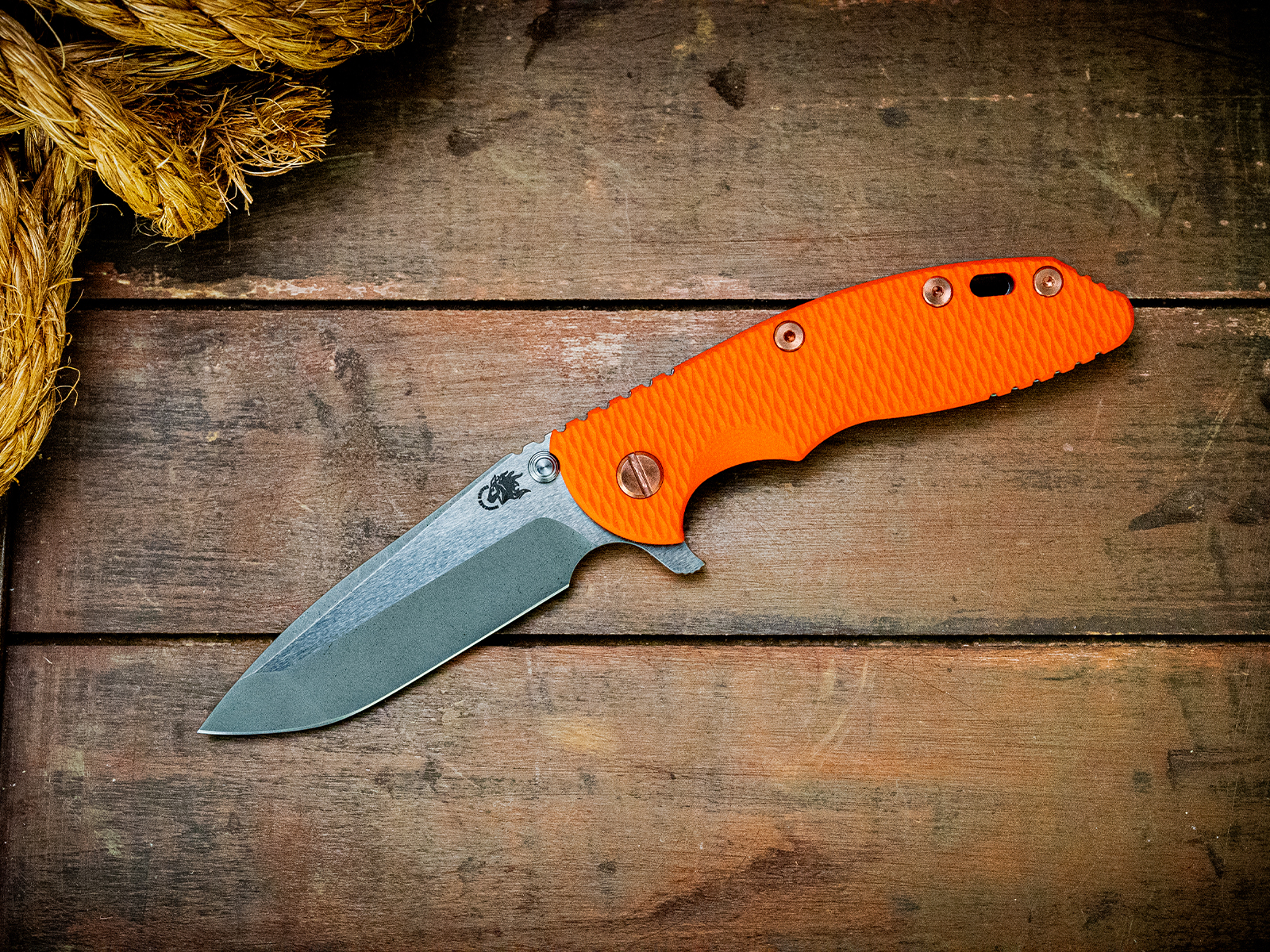 ExpProductCell_XM-18 3.5"-20CV-Spanto-Two Tone Blade-Working Finish-Orange G10-Copper Hardware