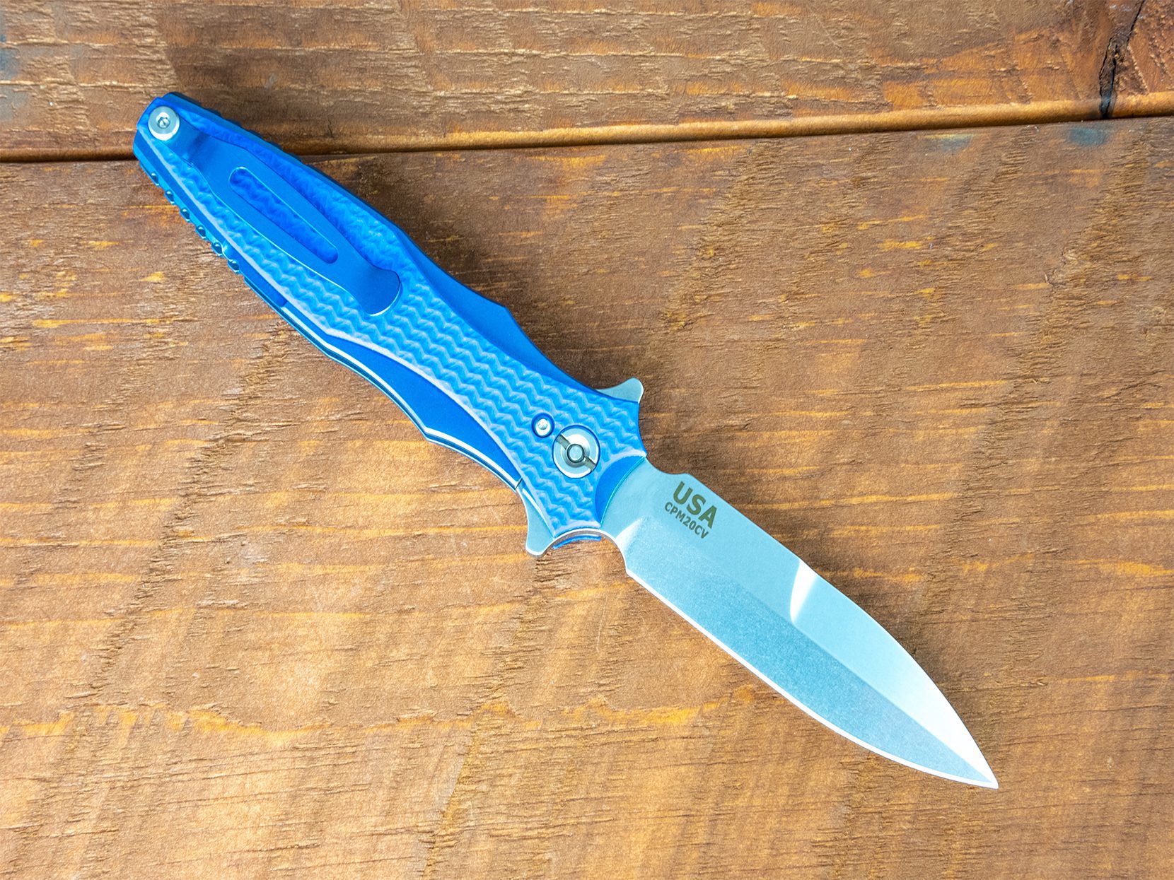 Maximus-"Bayonet Grind"-Stonewash Blue-G10 Maximus-"Bayonet Grind"-Stonewash Blue-G10