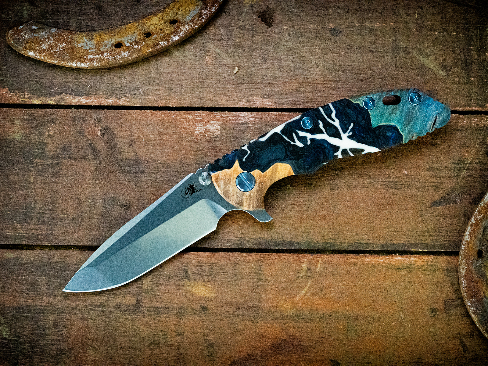 ExpProductCell_XM-18 3.5" Spanto-Stonewash Blade-Battle Black-Wood/Resin-Blue Ti Hardware