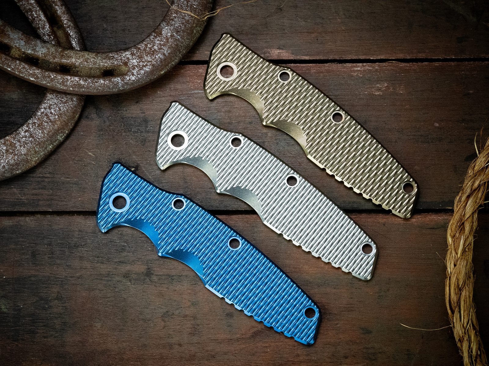 ExpProductCell_Eklipse 3.5" Skinny-Titanium Scale-Textured-Stonewash Finishes