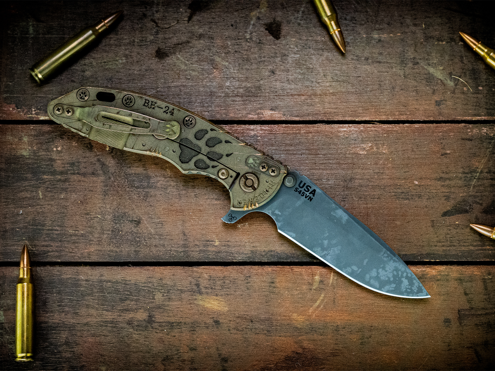 XM-18 3.5" S45VN-Spearpoint-Battle Hound 24 Green-DigiCamo G10 XM-18 3.5" S45VN-Spearpoint-Battle Hound 24 Green-DigiCamo G10