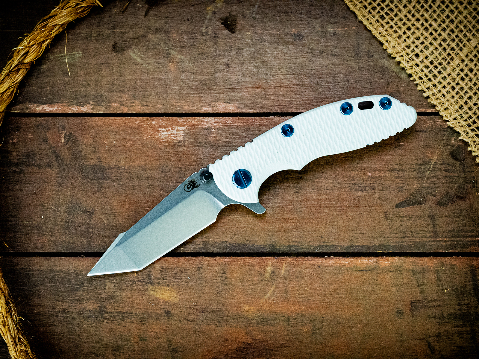 ExpProductCell_XM-18 3" Harpoon Tanto-S45VN-Stonewash Blade-Battle Blue-White G10-Blue Ti Hardware