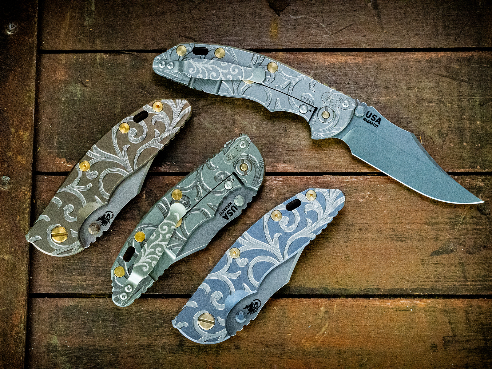 ExpProductCell_XM-18 3.5" Artistry Series - Production - Bead Blast with Scroll Engraving - Matt Finish Non-Flipper Bowie
