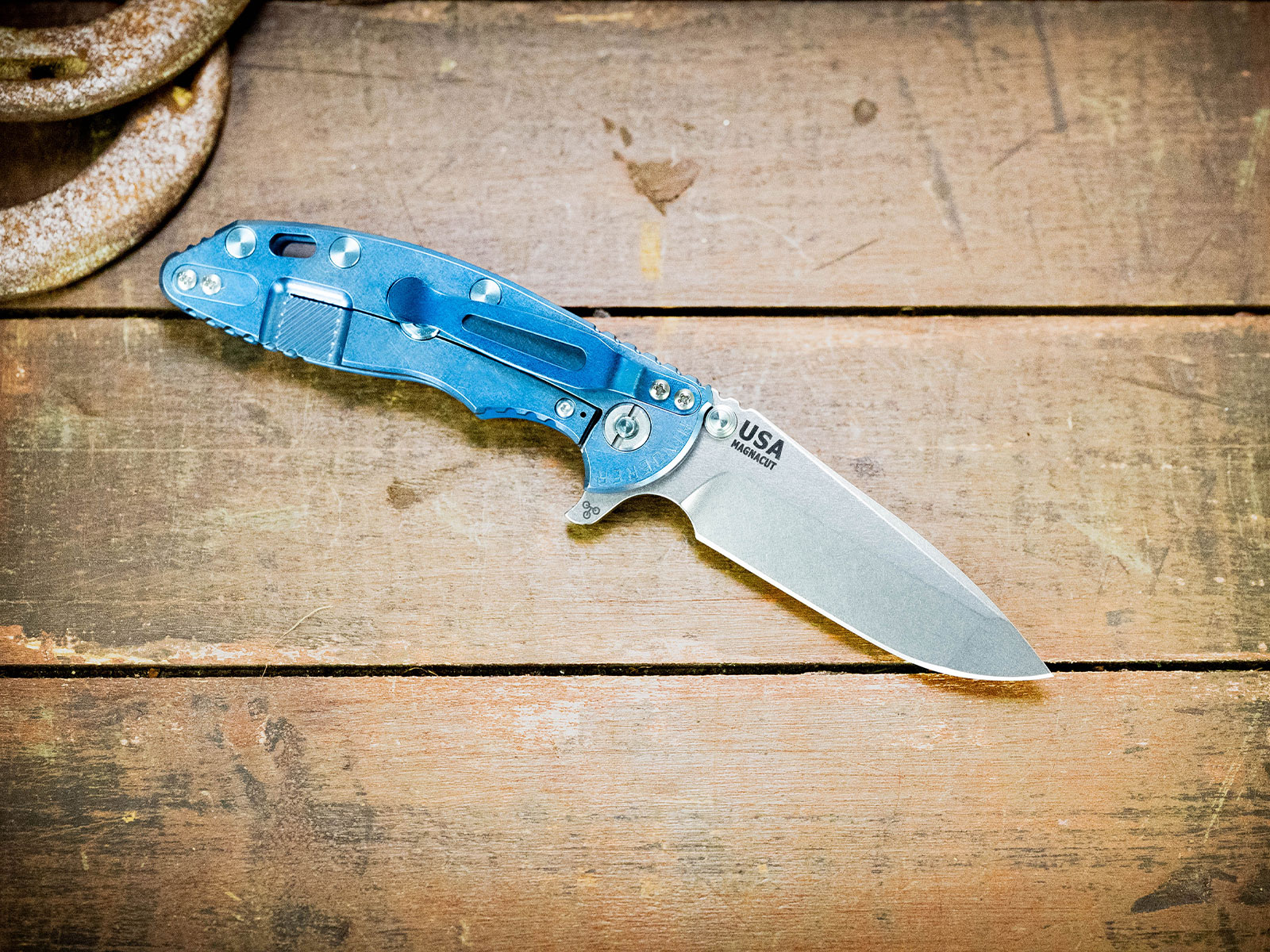 ExpProductCell_XM-18 3.25" Spanto-Magnacut-Stonewash Blue-Blue G10-Ti Hardware ExpProductCell_XM-18 3.25" Spanto-Magnacut-Stonewash Blue-Blue G10-Ti Hardware