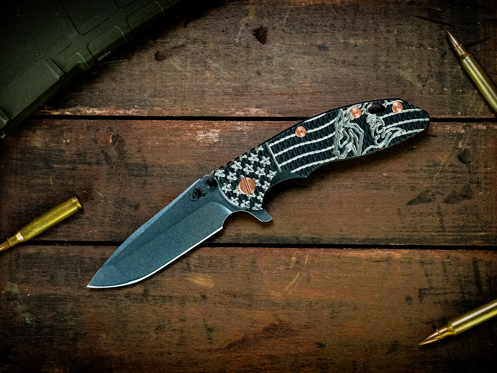 ExpProductCell_XM-18 3.5" Spanto-S45VN-Stonewash Blade-Full Ti Battle Black-Stars and Stripes-Copper Hardware