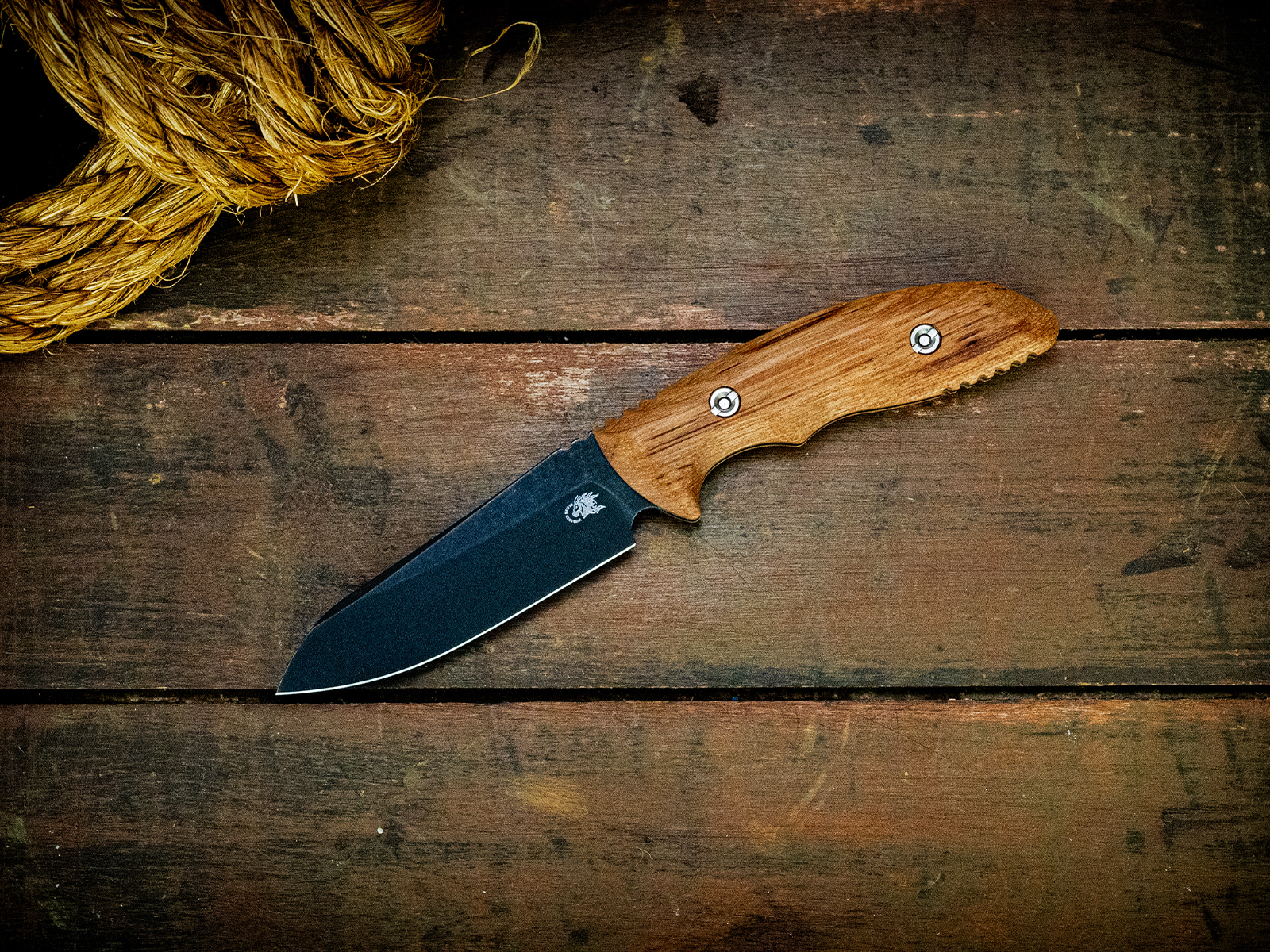 ExpProductCell_The Flashpoint-Sheepsfoot-Magnacut-Battle Black-Hickory-Wood Handle