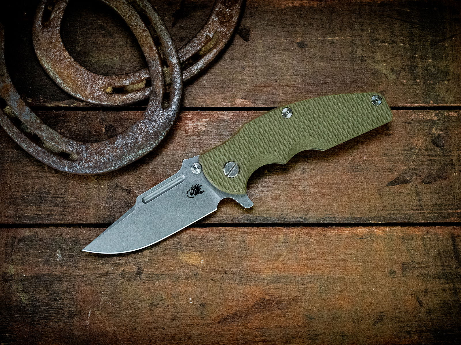 Jurassic-Frontier Clip Point-Magnacut-Battle Bronze-G10