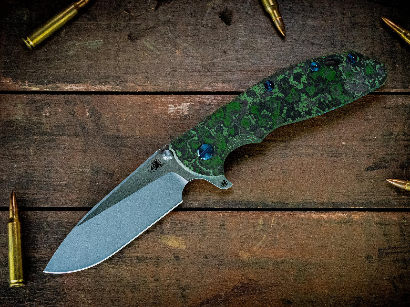 XM-24-S45VN-Slicer-Hollow Ground-Two tone-Jungle Wear FCF-Double Ano-Blue Ti Hardware XM-24-S45VN-Slicer-Hollow Ground-Two tone-Jungle Wear FCF-Double Ano-Blue Ti Hardware