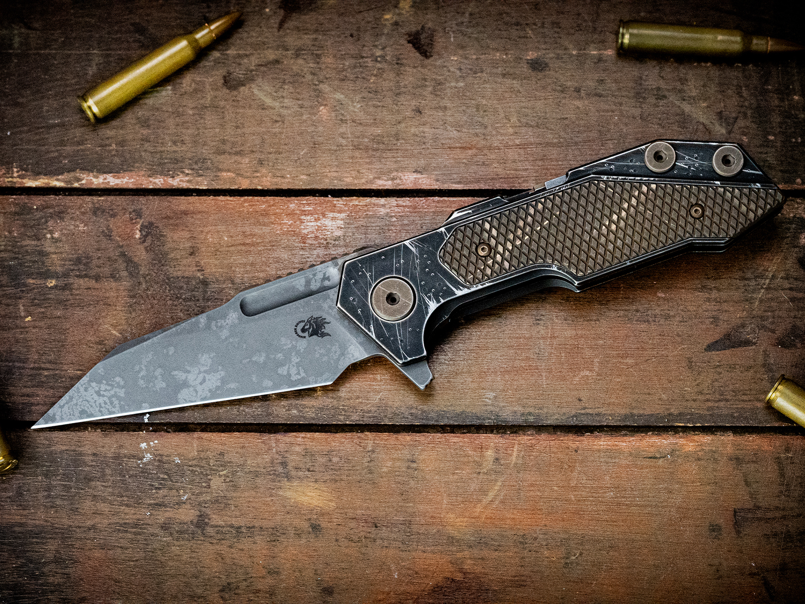 ExpProductCell_Full Track-Wharncliffe-S45VN-Battle Black BPU-Checkered Bronze Ti Insert 1334-1367