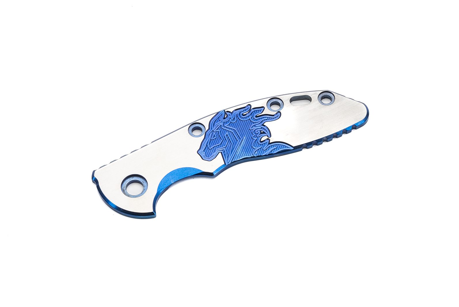 3.0" XM18 Titanium Scale-Engraved Blue Horse Logo-Smooth Satin 3.0" XM18 Titanium Scale-Engraved Blue Horse Logo-Smooth Satin