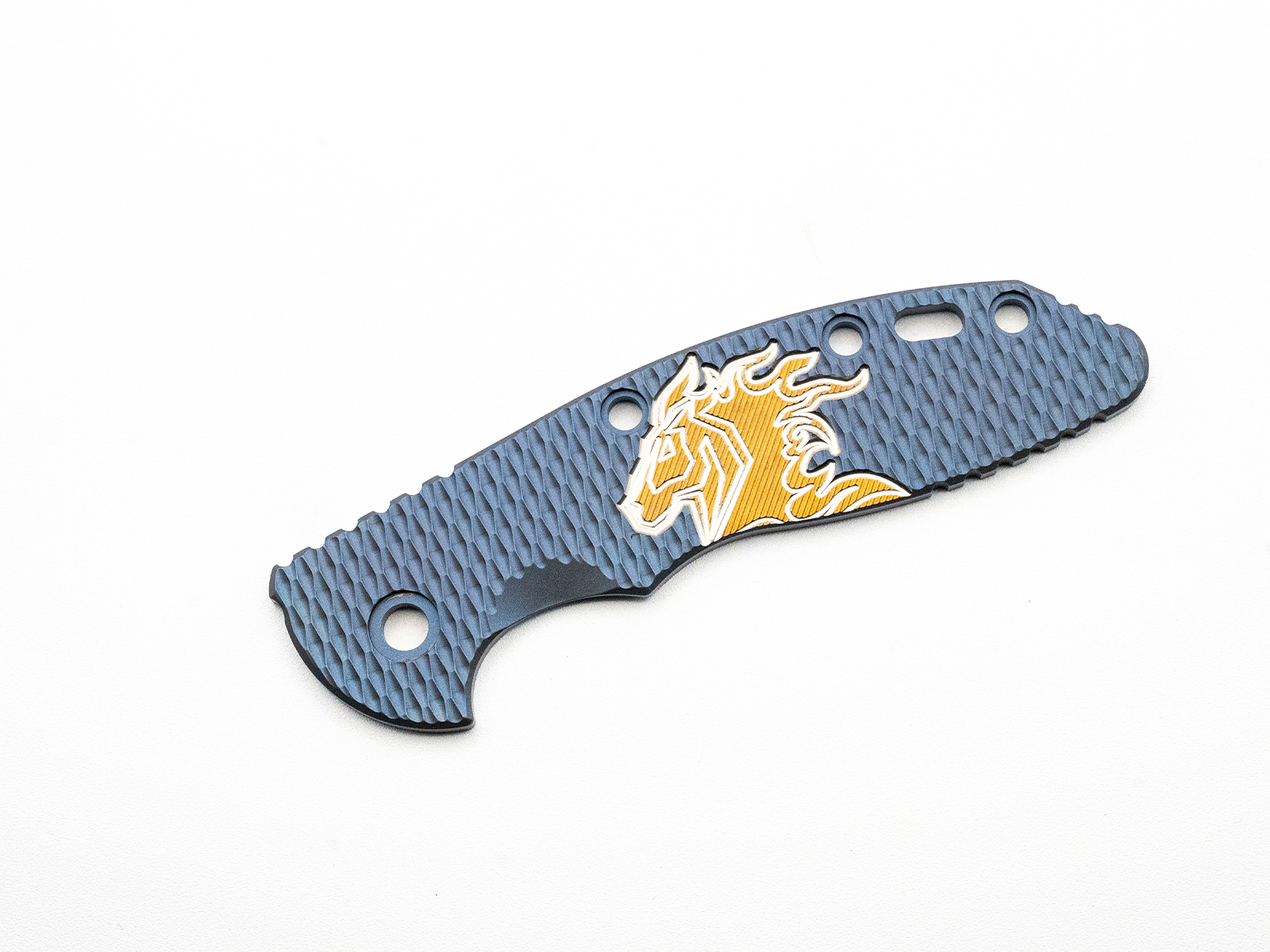 ExpProductCell_3.5" XM18 Titanium Scale-Milled Horse Head Logo-Textured-Bead Blast Blue-Silver/Bronze